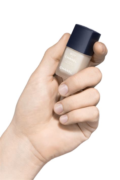 boy de chanel natural nail polish